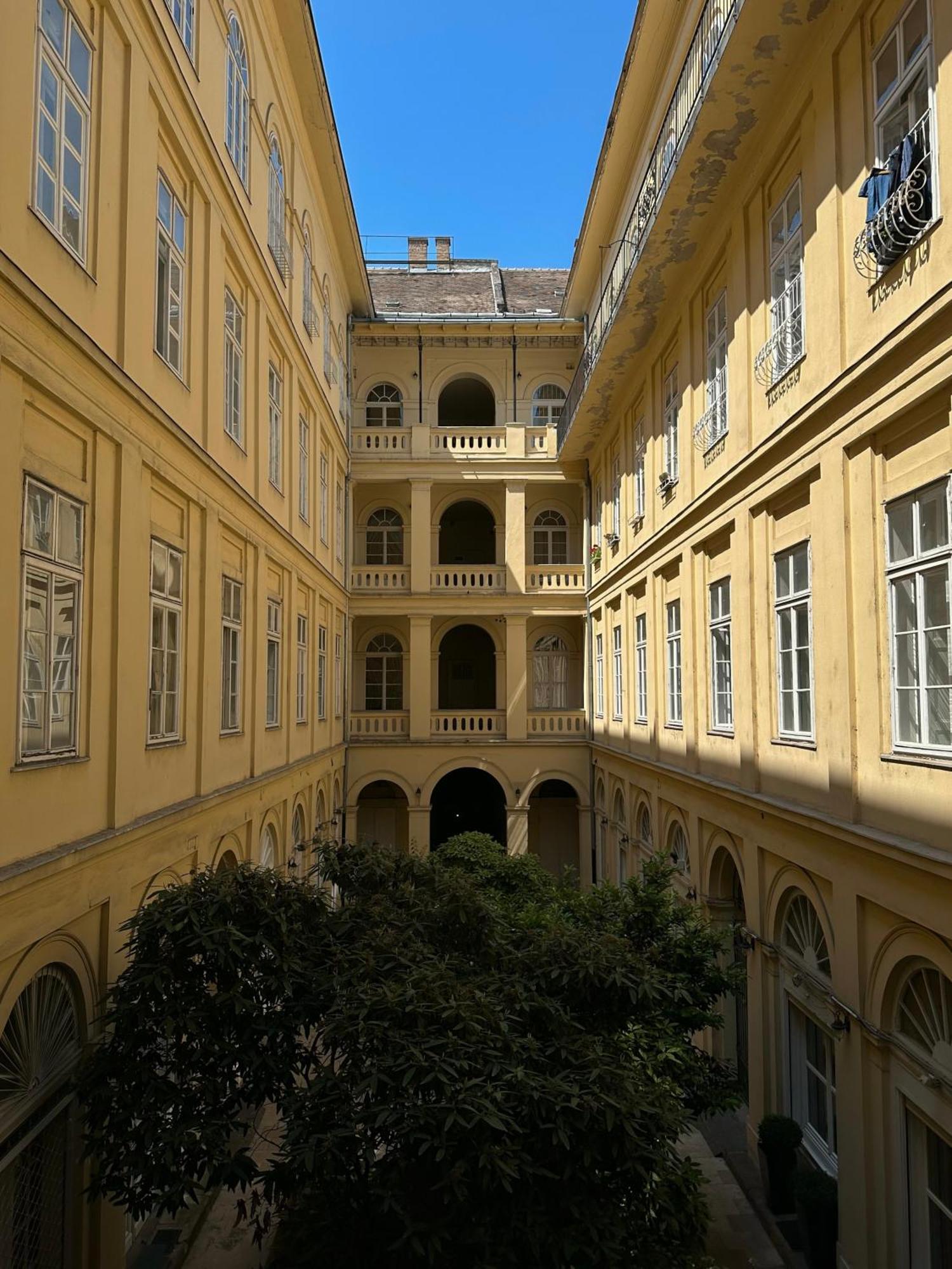 Dolce Vita Basilica Budapeste Exterior foto